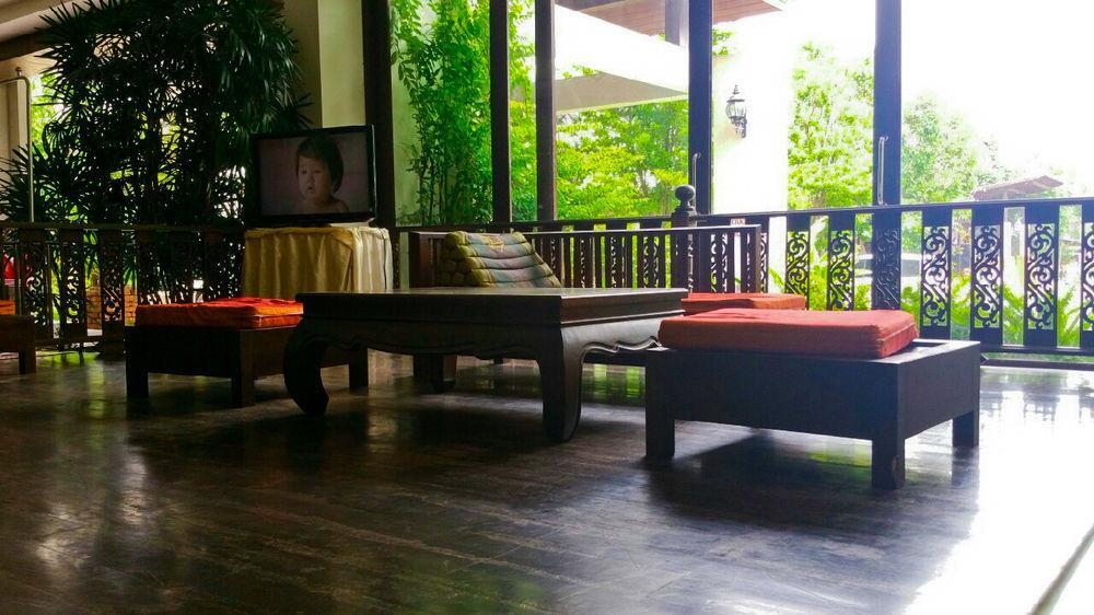 Nana Buri Hotel Chumphon Ngoại thất bức ảnh