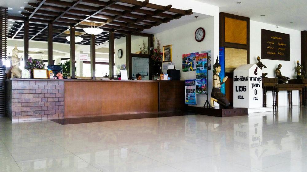 Nana Buri Hotel Chumphon Ngoại thất bức ảnh
