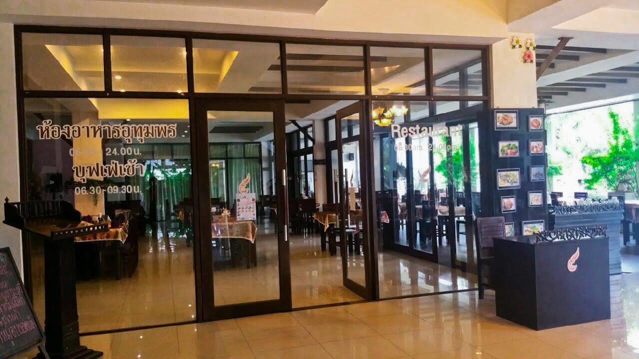 Nana Buri Hotel Chumphon Ngoại thất bức ảnh