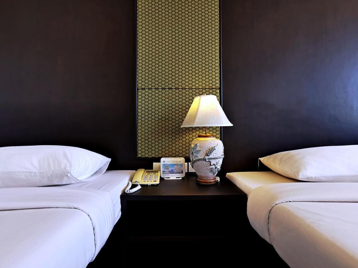 Nana Buri Hotel Chumphon Ngoại thất bức ảnh