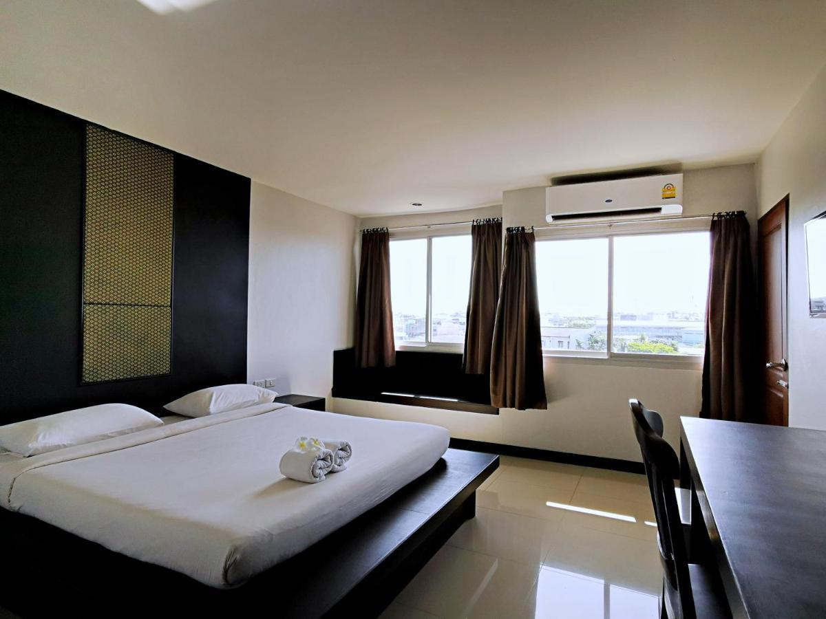 Nana Buri Hotel Chumphon Ngoại thất bức ảnh